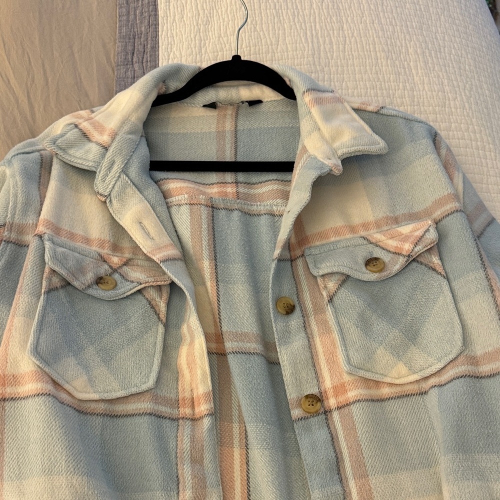 Plaid Button-Up Women's Jacket - Picture 4 of 4